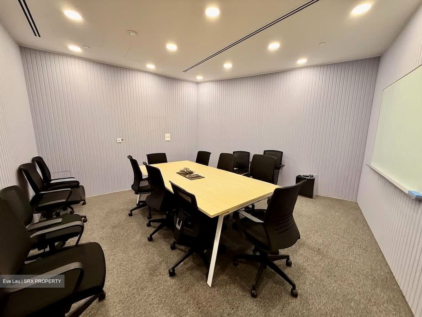 PLUS (D1), Office #551226391